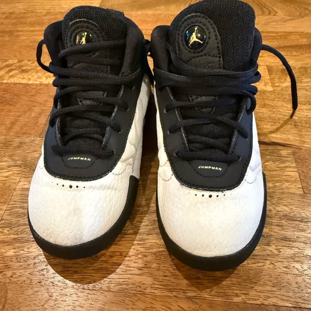 Jordan Jumpman Black and White Mid-Top Sneakers - 9c
